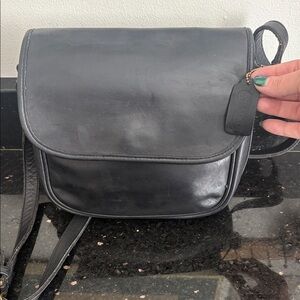 Coach Vintage 80's leather shoulder bag 4110 in great condition.